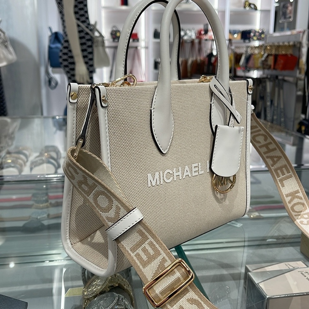 Michael Kors Mirella Small Shopper Top Zip Logo Crossbody XBODY
Optic White
NW - Picture 3 of 16